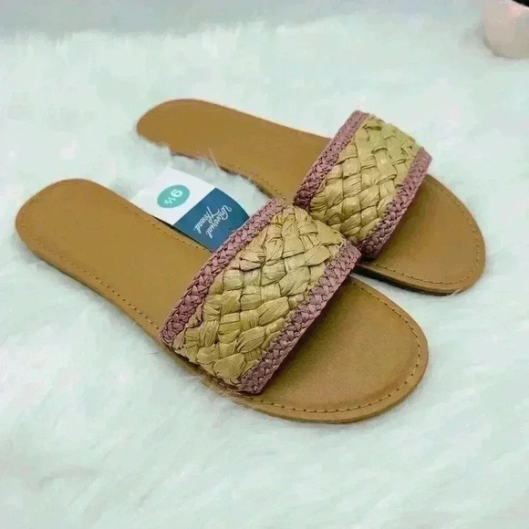 Women's Dez Woven Slide Sandals - Universal Thread, Rose Pink, size 9.5 - Picture 2 of 8